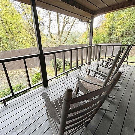 Tucked Away Cabin Pigeon Forge Exterior photo