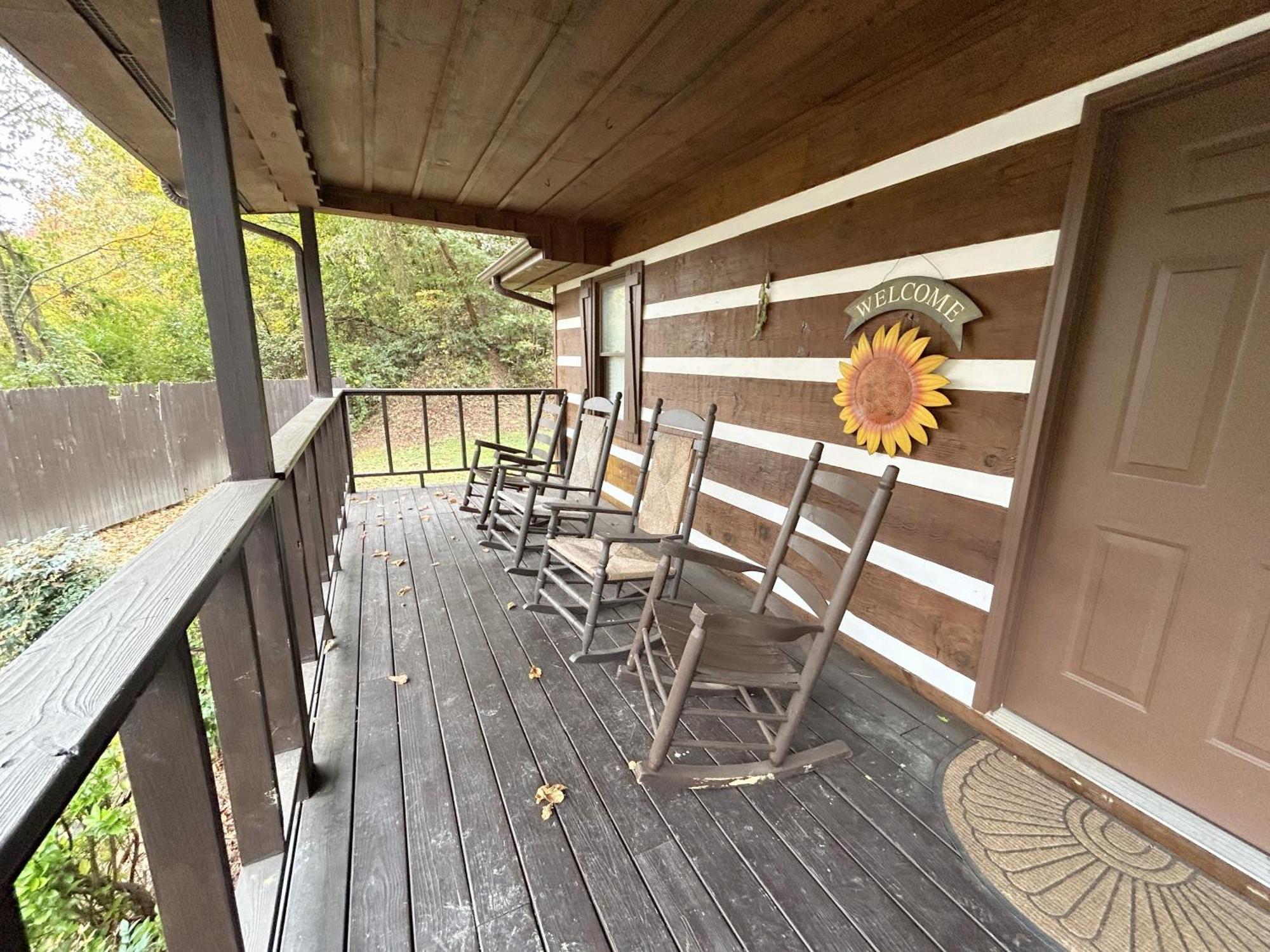 Tucked Away Cabin Pigeon Forge Exterior photo