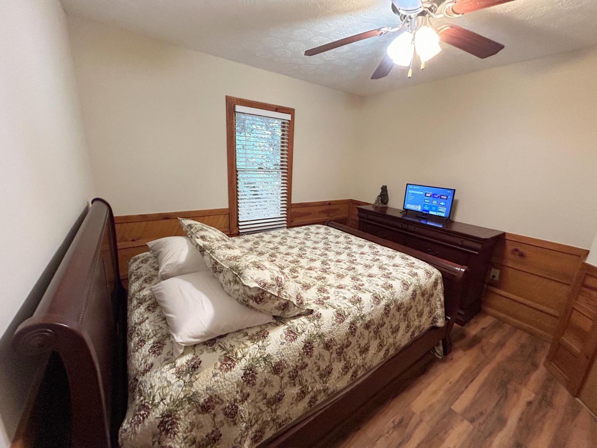 Tucked Away Cabin Pigeon Forge Exterior photo