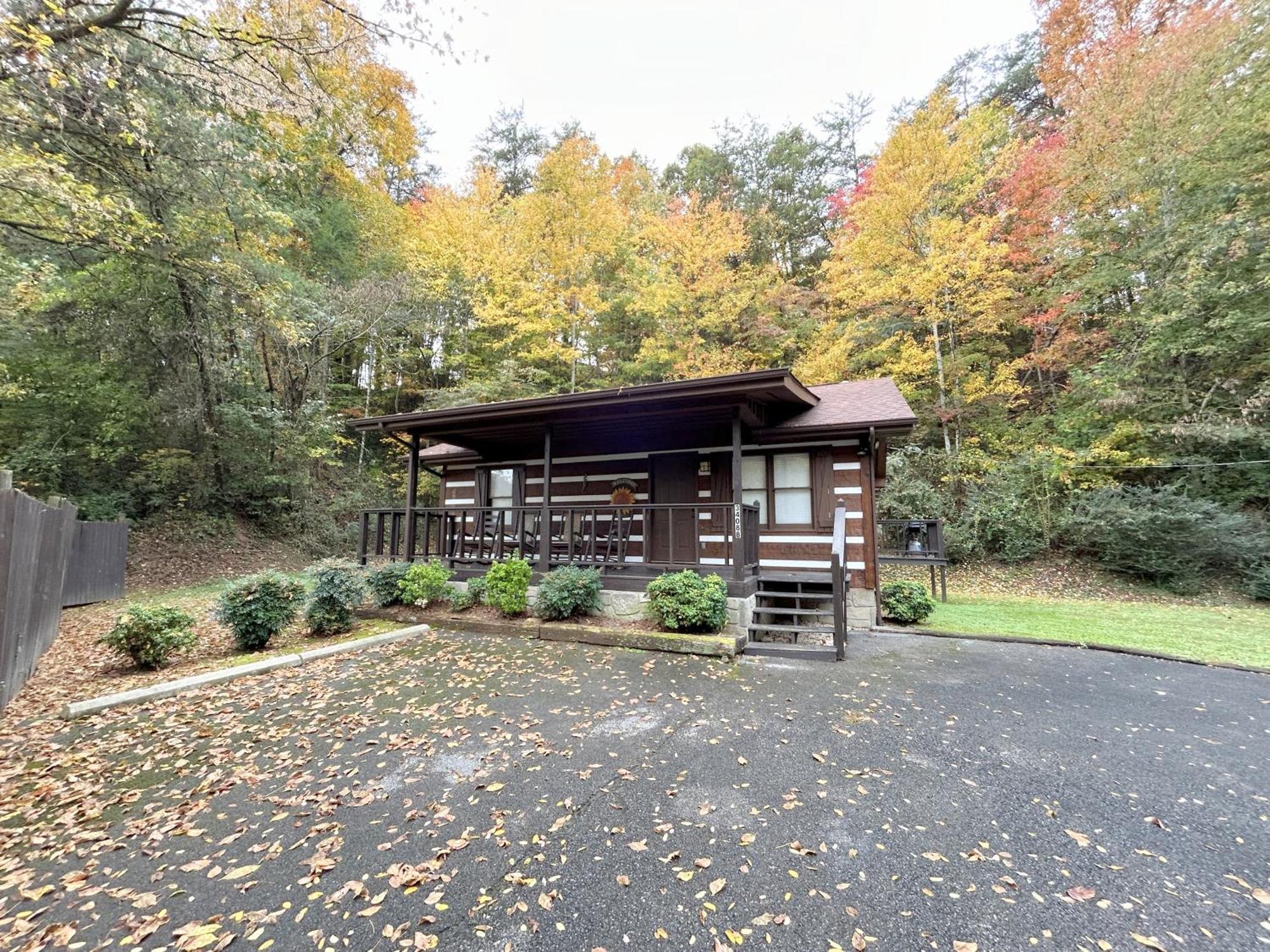 Tucked Away Cabin Villa Pigeon Forge Exterior photo